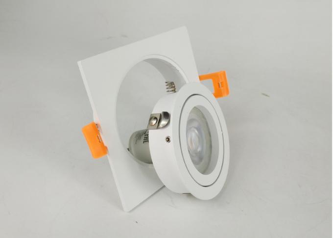 Intérieur le support du moulage mécanique sous pression LED Downlight pour l'éclairage commercial 92*92mm