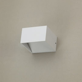 Chine Lampes de mur blanches pures de chambre à coucher, lumières d'intérieur de mur d'alliage d'aluminium fournisseur